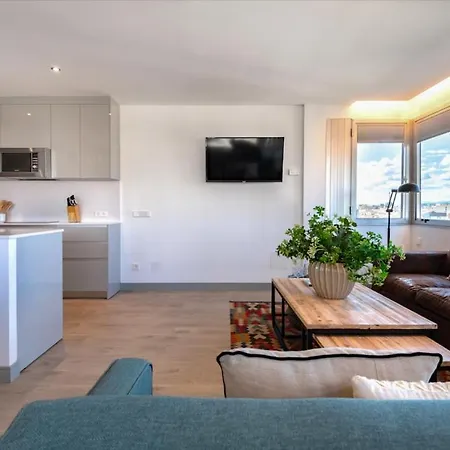 2 Bedrooms 1 Bathroom Furnished - Justicia - Incredible Views - Mintystay Madrid Exterior photo