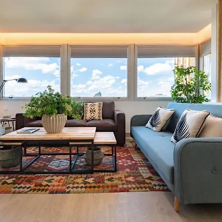 2 Bedrooms 1 Bathroom Furnished - Justicia - Incredible Views - Mintystay Madrid Exterior photo